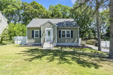 1729 Tibbits Ave, Troy, NY 12180