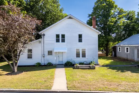 10 W Mechanic St, Corinth, NY 12822