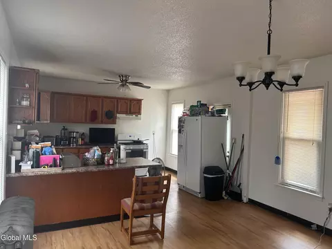 425 Third St, Schenectady, NY 12306 photo 17