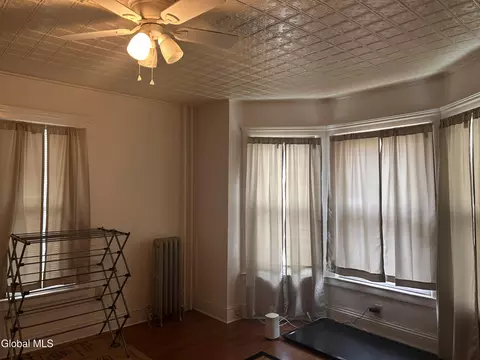 425 Third St, Schenectady, NY 12306 photo 7