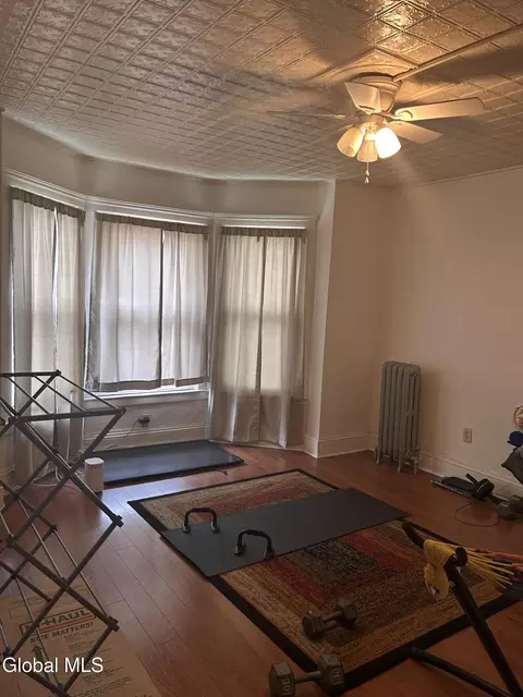 425 Third St, Schenectady, NY 12306 photo 5