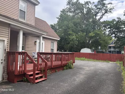 425 Third St, Schenectady, NY 12306 photo 29