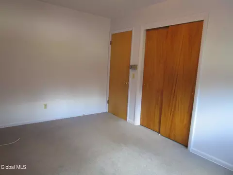 676 Pearse Rd, Schenectady, NY 12309 photo 40