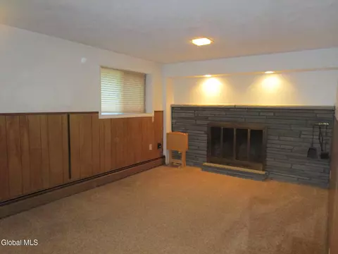 676 Pearse Rd, Schenectady, NY 12309 photo 55
