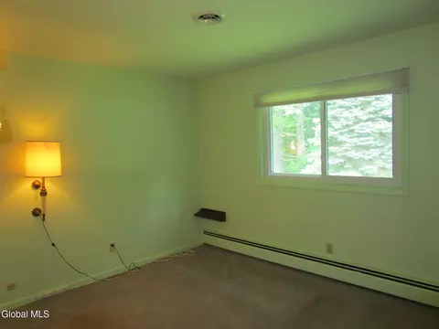 676 Pearse Rd, Schenectady, NY 12309 photo 41