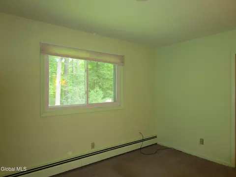 676 Pearse Rd, Schenectady, NY 12309 photo 42