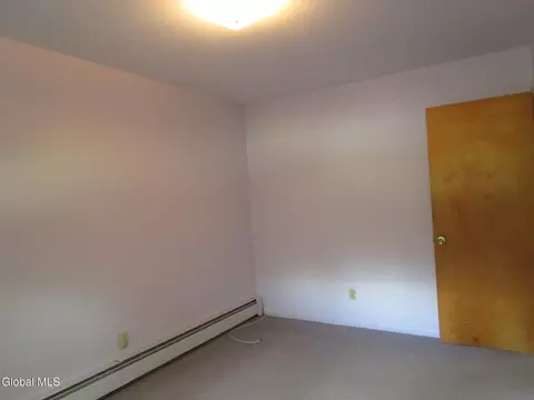 676 Pearse Rd, Schenectady, NY 12309 photo 39