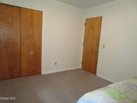 676 Pearse Rd, Schenectady, NY 12309 photo 37