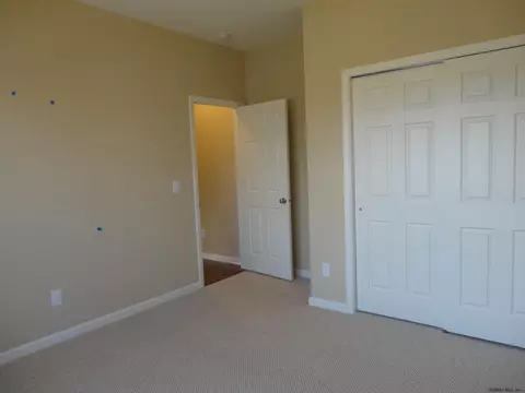 6 Strawberry Fields Dr, Brookview, NY 12033 photo 10