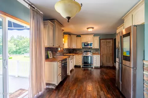 Kitchen - 31 Safford Rd, Argyle, NY 12809 photo 2 of 3