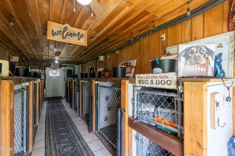 Entry Way - 31 Safford Rd, Argyle, NY 12809 photo 4 of 7