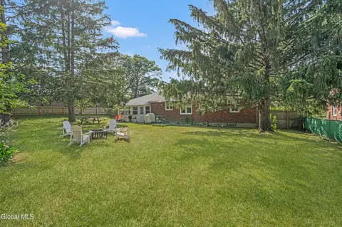 166 Cromer Ave, Schenectady, NY 12304 photo 29