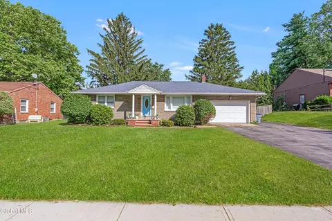 166 Cromer Ave, Schenectady, NY 12304