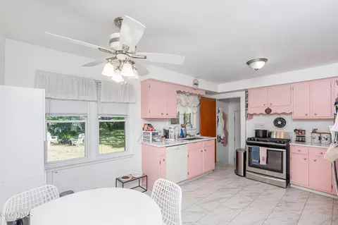 166 Cromer Ave, Schenectady, NY 12304 photo 8