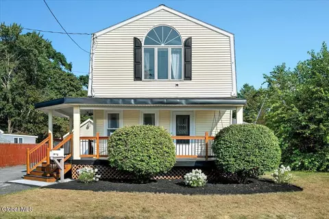 2440 Barton Ave, Schenectady, NY 12306