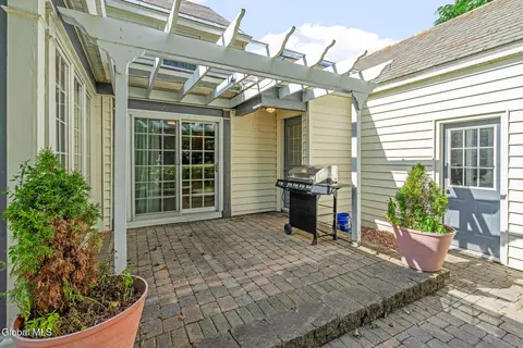 Exterior - 1726 Wendell Ave, Schenectady, NY 12308 photo 9 of 14