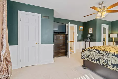 Bedroom - 1726 Wendell Ave, Schenectady, NY 12308 photo 8 of 9