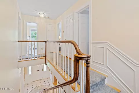 Entry Way - 1726 Wendell Ave, Schenectady, NY 12308 photo 7 of 12