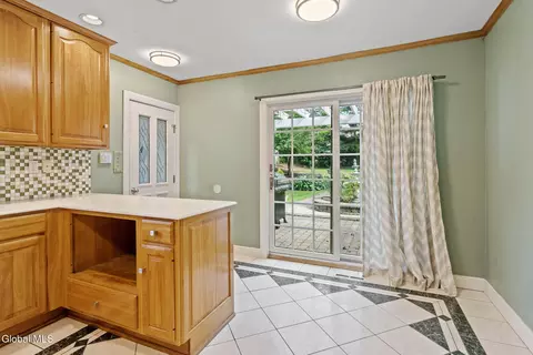 Kitchen - 1726 Wendell Ave, Schenectady, NY 12308 photo 8 of 8