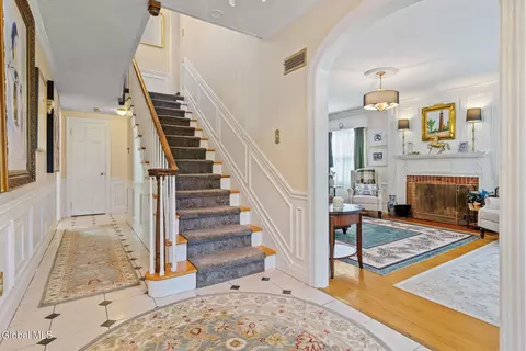 Entry Way - 1726 Wendell Ave, Schenectady, NY 12308 photo 2 of 12