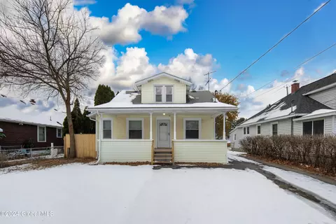 14 Vly Rd, Albany, NY 12205