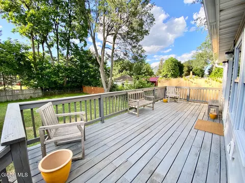 Exterior - 85 Wilson Ave, Schenectady, NY 12304 photo 3 of 13