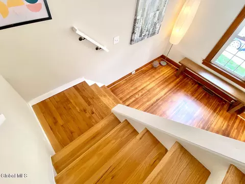 Entry Way - 85 Wilson Ave, Schenectady, NY 12304 photo 4 of 5
