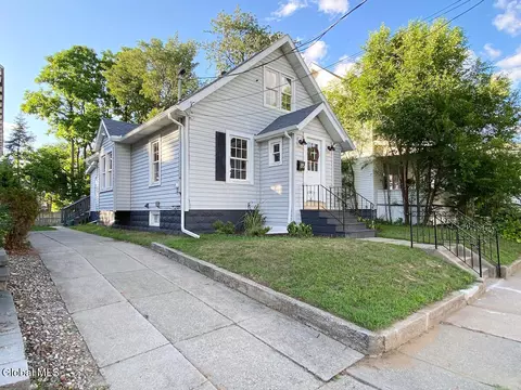 Exterior - 85 Wilson Ave, Schenectady, NY 12304 photo 9 of 13
