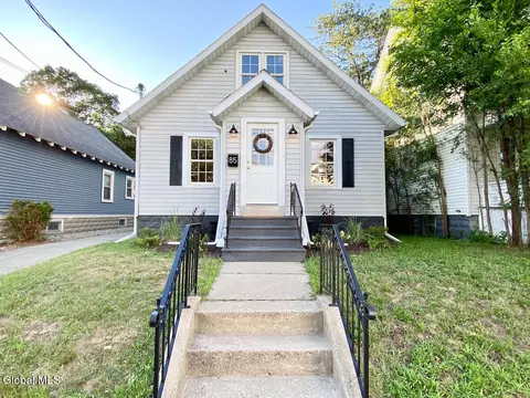 Exterior - 85 Wilson Ave, Schenectady, NY 12304 photo 11 of 13