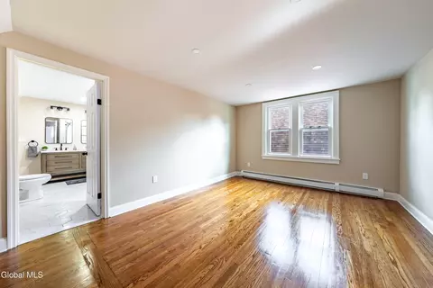 722 Cramer Ave, Schenectady, NY 12306 photo 13