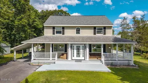 52 Midline Rd, Ballston Lake, NY 12019