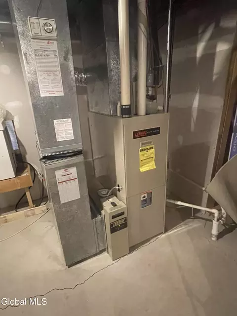 Other - 35 Amsterdam Ave, Glenmont, NY 12077 photo 10 of 26