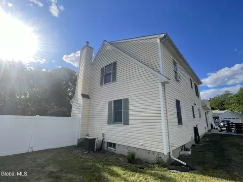 Exterior - 35 Amsterdam Ave, Glenmont, NY 12077 photo 13 of 23