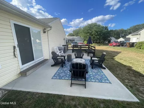 Exterior - 35 Amsterdam Ave, Glenmont, NY 12077 photo 10 of 23