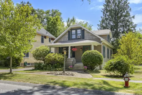 2182 Story Ave, Schenectady, NY 12309