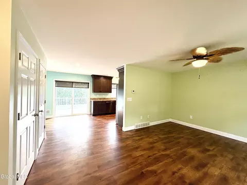 2820 Olean St, Schenectady, NY 12306 photo 7