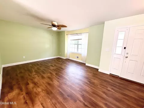 2820 Olean St, Schenectady, NY 12306 photo 3