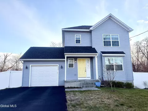 2820 Olean St, Schenectady, NY 12306