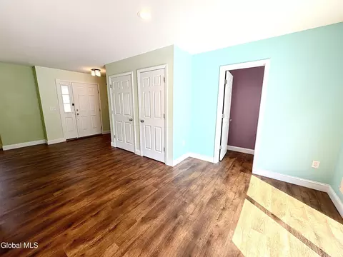 2820 Olean St, Schenectady, NY 12306 photo 6