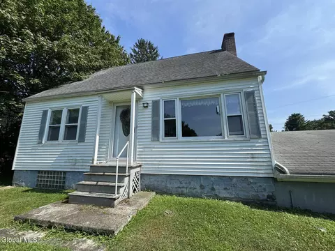 6 Merrill Ave, Troy, NY 12180