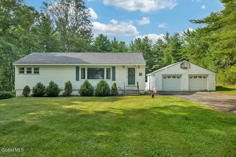 255 N Schodack Rd, East Greenbush, NY 12061