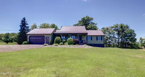 Exterior - 858 Logtown Rd, Fultonville, NY 12072 photo 5 of 25