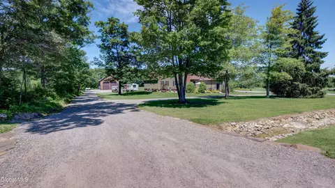 Exterior - 858 Logtown Rd, Fultonville, NY 12072 photo 18 of 25