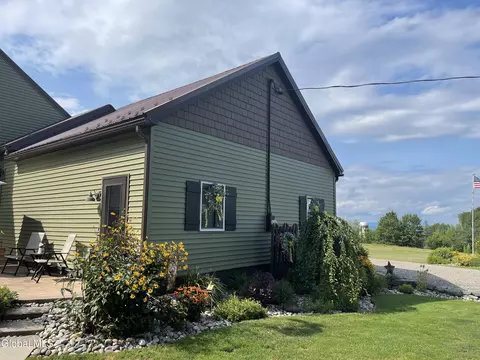Exterior - 858 Logtown Rd, Fultonville, NY 12072 photo 24 of 25