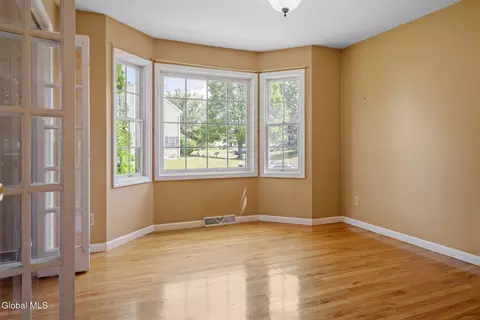 Living - 11 Schuyler Rd, Glenmont, NY 12077 photo 8 of 8