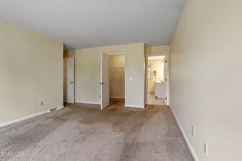 Bedroom - 11 Schuyler Rd, Glenmont, NY 12077 photo 11 of 11