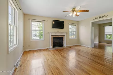 Living - 11 Schuyler Rd, Glenmont, NY 12077 photo 6 of 8