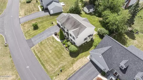 View/Area - 11 Schuyler Rd, Glenmont, NY 12077 photo 5 of 6
