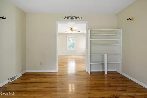 Living - 11 Schuyler Rd, Glenmont, NY 12077 photo 2 of 8
