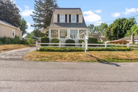 36 Madison Ave, Albany, NY 12205